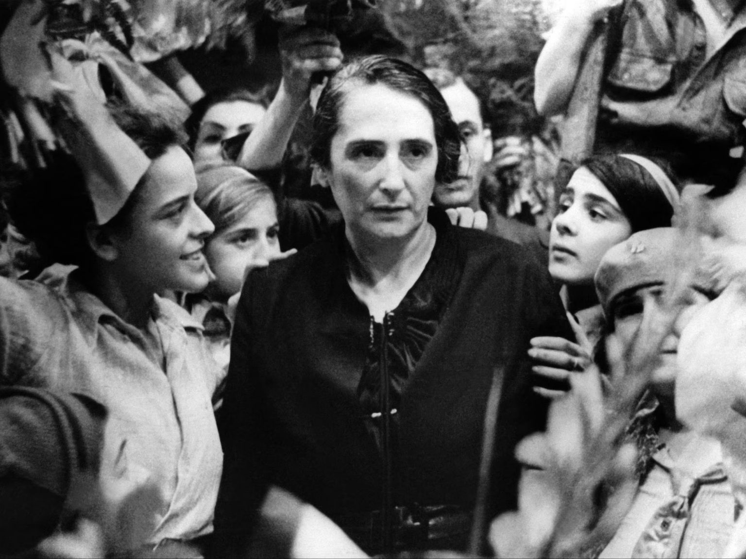 Dolores Ibárruri, «La Pasionaria»: Luchadora incansable por los derechos de las mujeres y las clases trabajadoras